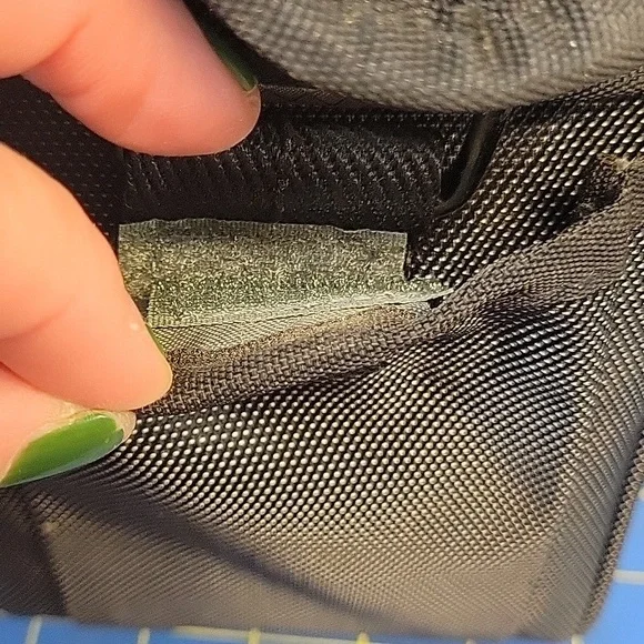 Nikon Gray & Black Camera Bag Multi Pocket Adj Strap Preloved - Picture 5 of 9